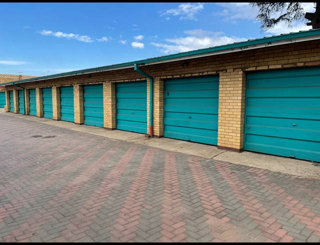 2 BEDROOM APARTMENT RENTED IN VANDERBIJLPARK CW 2